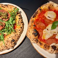 Chimichurri steak & salami pizzas at 60 Seconds to Napoli in Frankfurt