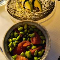 Edamame mediterraneo e nigiri avocado at Kinzu Sushi Experience in Rovereto