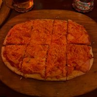 Vegane Schinkenpizza (ohne Champignons)  at Kaspar Hauser in Ansbach