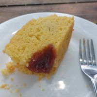 Bolo de fuba com goiabada vegano at Cuesta Café in Pardinho