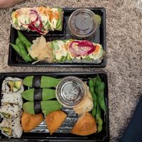 vegan roll and vegan sushi at Ramen Kafé in Umea