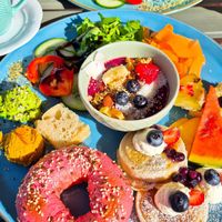  at Waui Maui Café in Voecklabruck