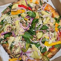 Vegan pizza with gf crust at Fratello's Ristorante & Pizzeria in Idyllwild