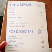 Hot drinks at Maora Restaurant - Batignolles in Paris