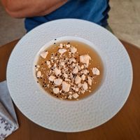 Dessert : purée de poire et meringue 🍐 at Maora Restaurant - Batignolles in Paris