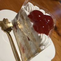 Miracle Strawberry shortcakee  at UNO RAMEN - Sanjo in Kyoto