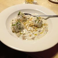 "Semmelknödel mit Pilz-Weißwein-Creme & Cashewkernen" at Alpenrose Bayrischzell in Bayrischzell