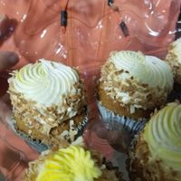 vegan coconut vegan lemon butter cream cupcakes at Sin in Providence