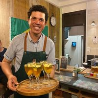 Chef Jeff, soo friendly at Vêjé Viver Bem  in Nice