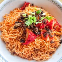 Red kolo mee at Fu Sheng Vegetarian - 福升素食  in Kuching