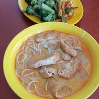 Laksa at Kwan Tzi Zhai Vegetarian Cuisine 觀自齋 - Geylang in Central Singapore