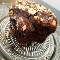 Vegan chocolate muffin at Albi in Tel Aviv