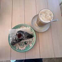  at Flower Café in Capo Dorlando