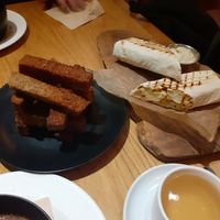 Grenki and super tofu roll at Avocado Cafe - Chistoprudny in Moscow