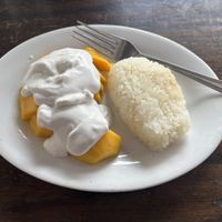 Mango sticky rice   at Tịnh Tâm Vegan in Hue