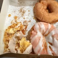 It was stuck to the box and fell apart when trying to scrap it off  at Duck Donuts  in Las Vegas