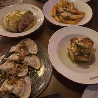 Pierogi, Kartoffelsalat, gebratener Kohl, schlesische Nudeln at Mezalians in Kolobrzeg