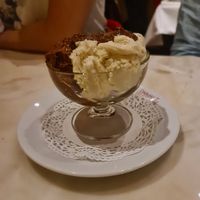 Mousse au chocolat buffet at Daimant Saint-Honoré in Paris