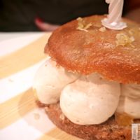 LA CALISSONNE

INSPIRED BY THE ICONIC CALISSON OF AIX-EN-PROVENCE: SOFT ALMOND BISCUIT, FLORAL DIPLOMAT CREAM, CITRUS CONFIT, CANDIED ORANGE. at Daimant Saint-Honoré in Paris