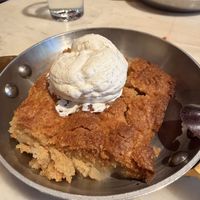 Dessert: Crumble  at Daimant Saint-Honoré in Paris