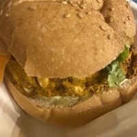 Vegan burger at Vitaminas24 in Rome