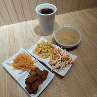 Side dishes today! at Apekhā Vegetarian - Yizhong - 阿潘家幸福蔬食 中店 in Taichung