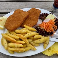 Knusperschnitzel mit Schupfnudeln at Kornberghaus in Martinlamitzer Forst-sued