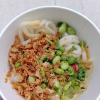Thai noodle pot at Itsu - Victoria Station in South West London