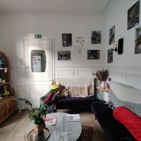 Inside cozy at Montvenus in Montreuil