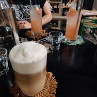 Peanut butter latte + cocktails at Montvenus in Montreuil