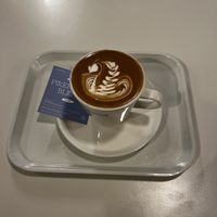 Beautiful latte art  at Pikend in Busan