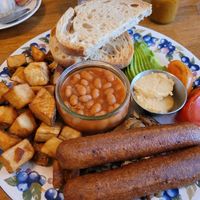 Full vegan brekkie at Nina's Brunch in Toronto