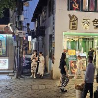 Just a few steps down the alley! at Eight Treasures Handmade Dumplings (Mom's Love) - 八珍手工水饺（妈妈的爱） in Suzhou
