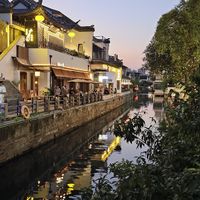 As if the food's not enough, you need to explore this area. at Eight Treasures Handmade Dumplings (Mom's Love) - 八珍手工水饺（妈妈的爱） in Suzhou