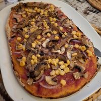 Pinsa Vegana. at Bistro Marem-ma in Oliva