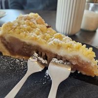 Appel and pear crumble cake at Kims Café in Neuss