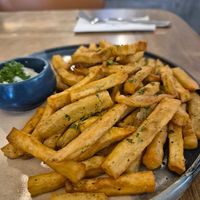 Sweet potato fries at Zane's Cafe in Mumbai