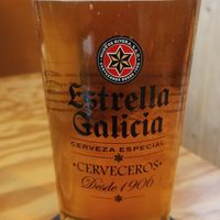 Cervejinha não pode faltar!! at Entre Pedras in Santiago De Compostela