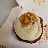 Apple roll at Have A Roll in Leuven