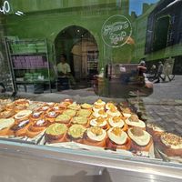 Counter at Have A Roll in Leuven