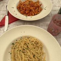 Spaghetti and garlic; rigatoni in their marinara sauce   at Ristorante Convivio in Venice