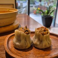 Don't know the name but it's stuffed with sweet rice at Hermit's Cafe 尚隱植物料理 in Hangzhou
