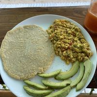 Plato barato at Como En Mi Casa in Puerto Viejo De Talamanca