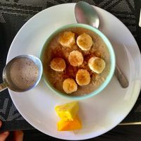 oatmeal at Como En Mi Casa in Puerto Viejo De Talamanca