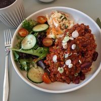 Jacket potato with chilli at The Wren in Saltburn-by-the-sea