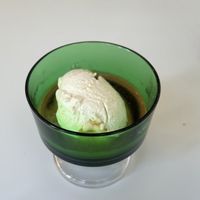 Affogato mit Vanille Eis  at OTTI CHII in Hamburg