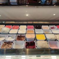 Sorbets vegan at Glacier Terre adélice Annecy in Annecy