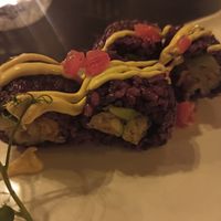 Unico piatto veg: riso rosso, avocado, fiori di zucca fritti, tartare di pomodoro, salsa allo zafferano. Nr. 100 at Kaori Japanese Restaurant in Varedo