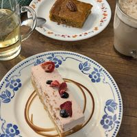 Dessert at CURIEUSES  in Dijon