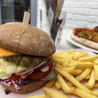 Veganer Burger (mit Falafel Patty)  at Momen‘s Way in Wangerooge